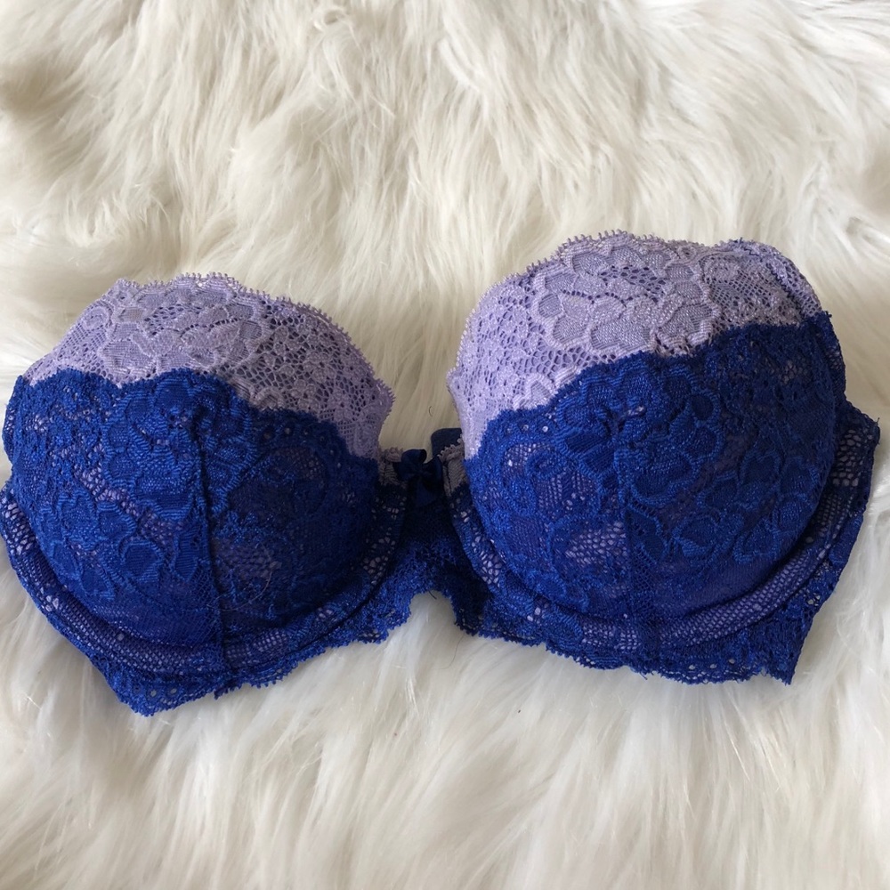 34B Bright Blue Lace Victoria Secret bra